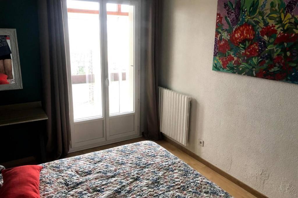 Grands Buffets Hebergement Appartement Нарбон Екстериор снимка