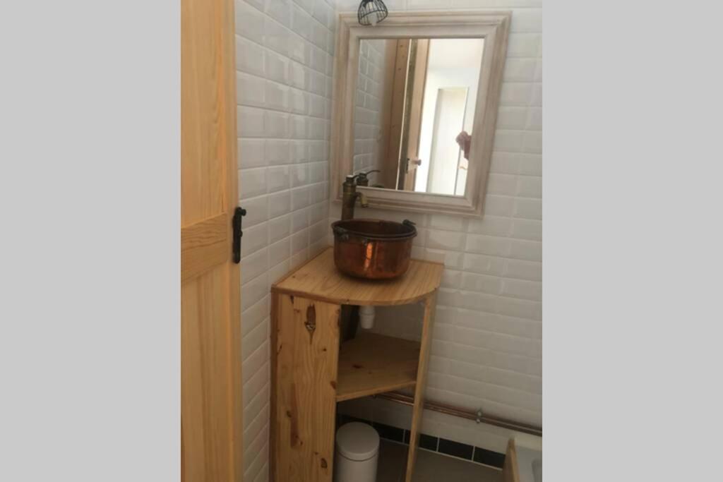 Grands Buffets Hebergement Appartement Нарбон Екстериор снимка